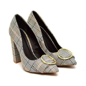 Charlotte Russe Heels 6.5 Gray Plaid Pointed Toe